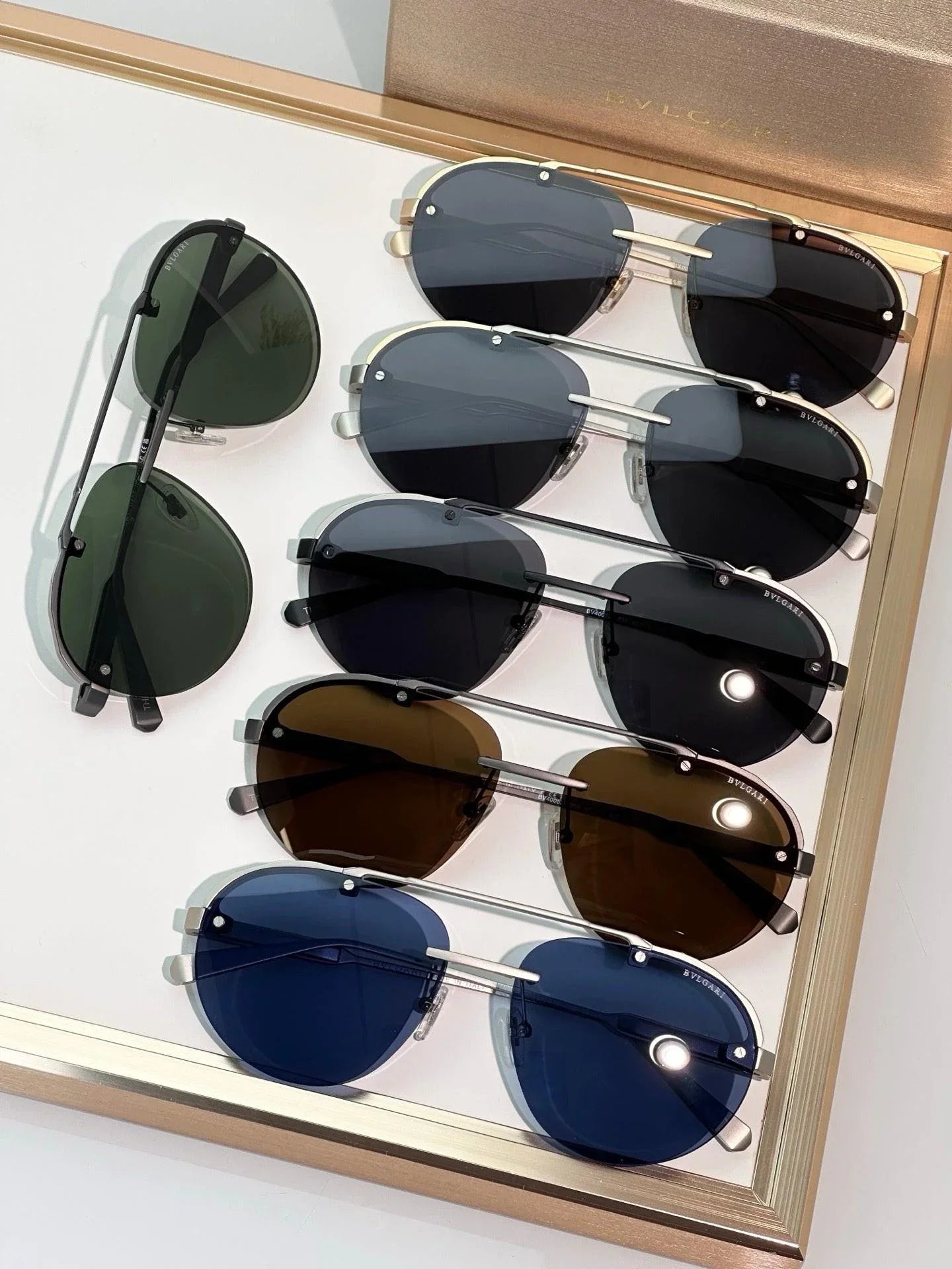 BVLGARI BV40052U Octo Finissimo aviator titanium Sunglasses ✨