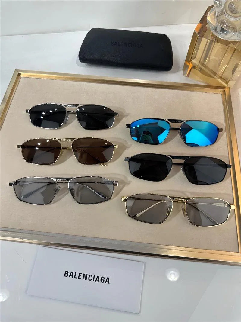 BALENCIAGA BB0416S BB Logo Sunglassesđź–¤