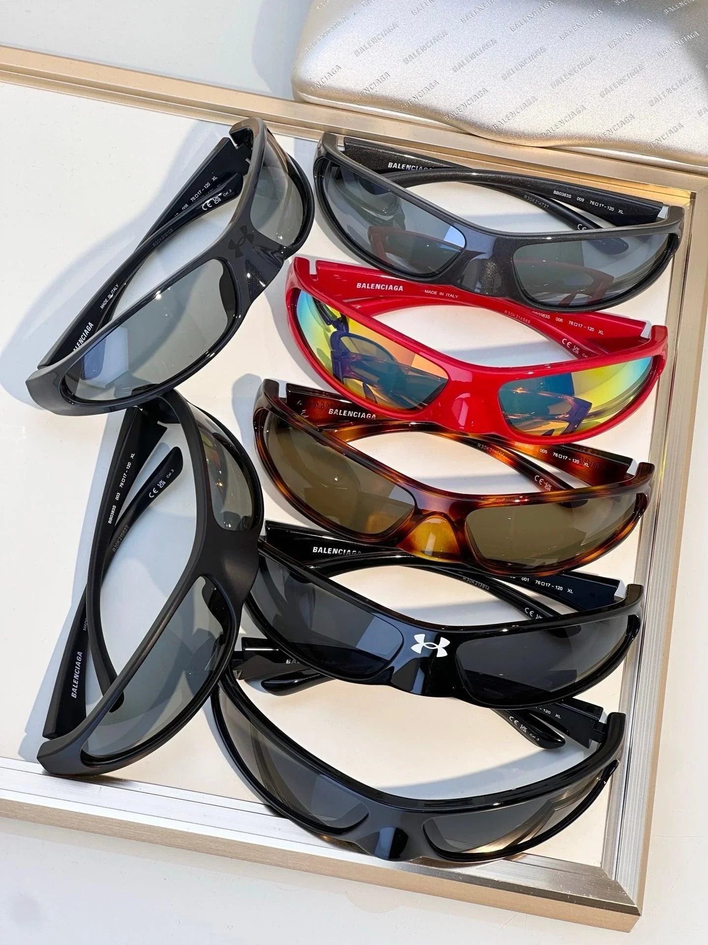BALENCIAGA BB0383S-001 - UNISEX PANTOS Sunglassesđź–¤