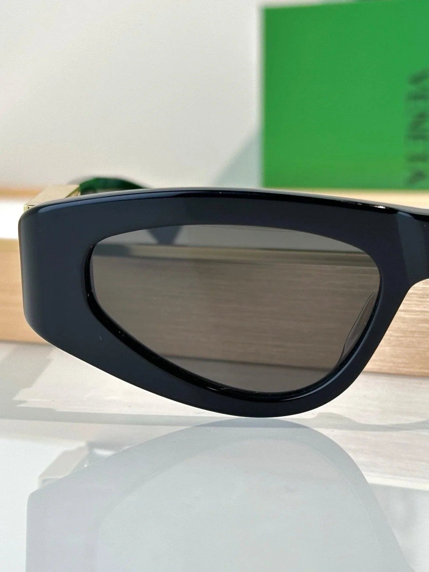 BOTTEGA VENETA BV1407S  Unisex Sunglasses💚