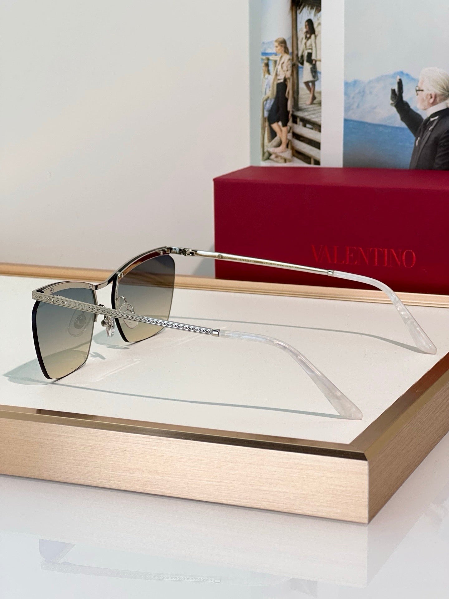 Valentino VLS-183 Floating Rimless Metal Glasses✨