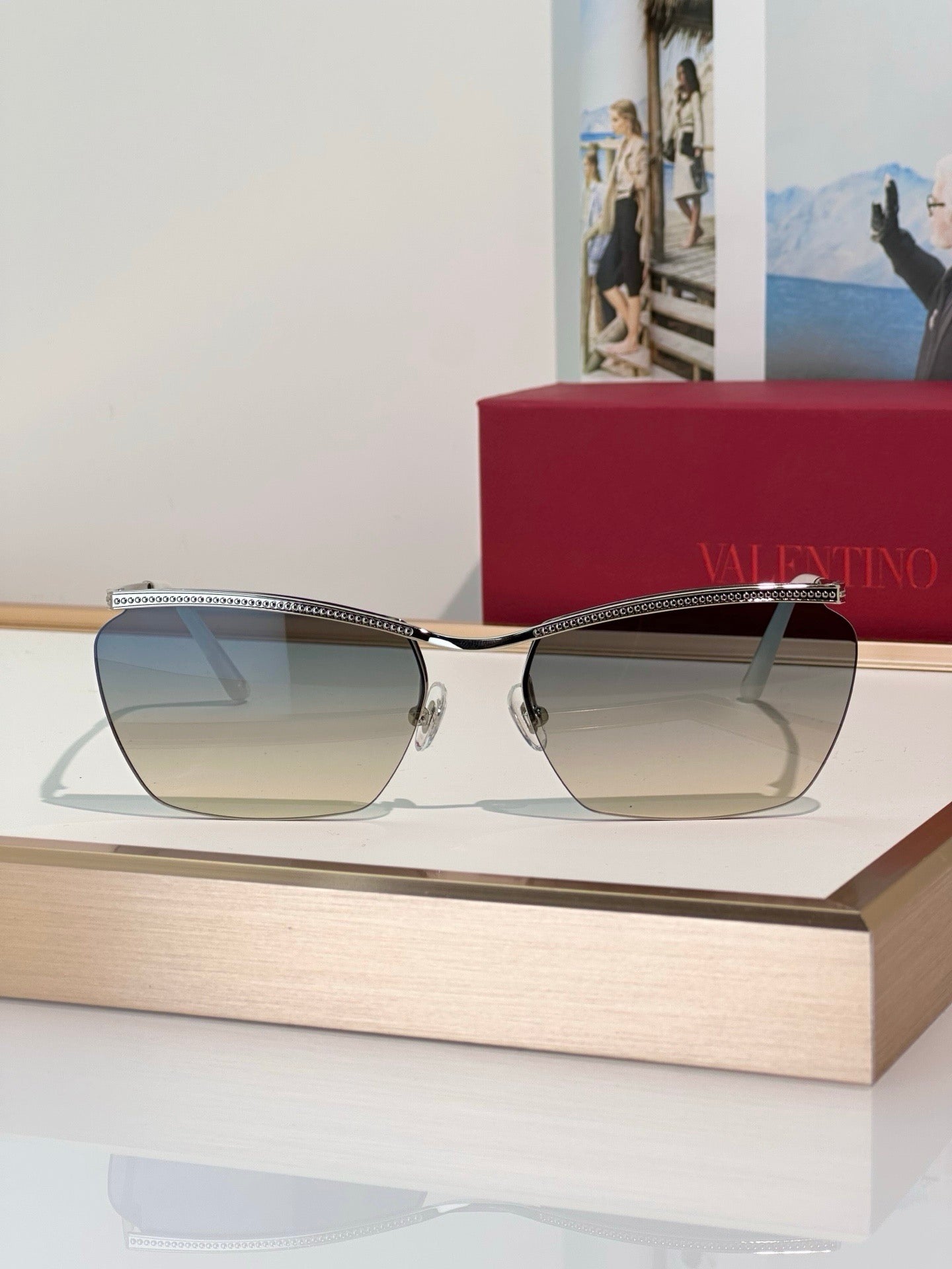Valentino VLS-183 Floating Rimless Metal Glasses✨