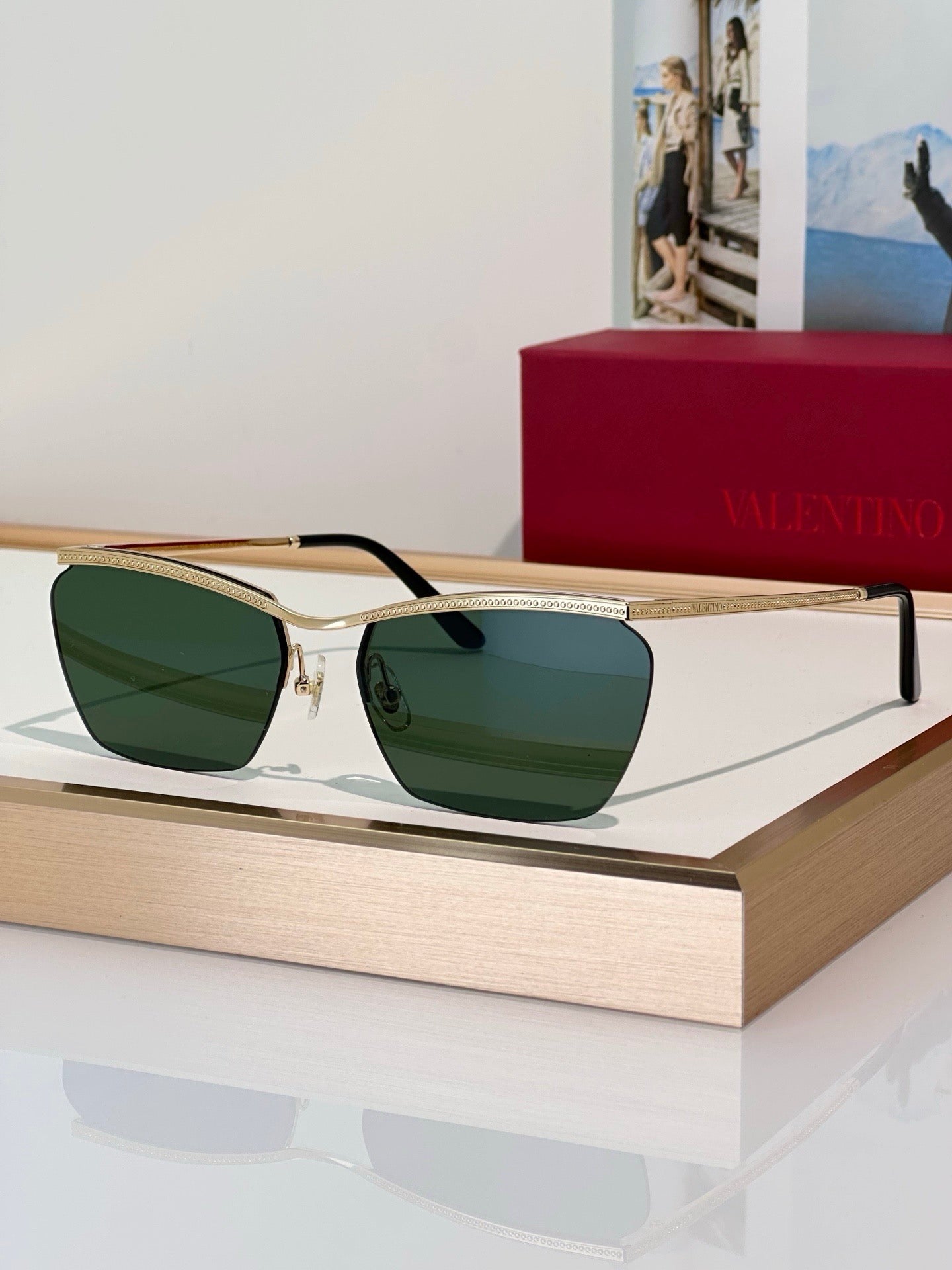 Valentino VLS-183 Floating Rimless Metal Glasses✨