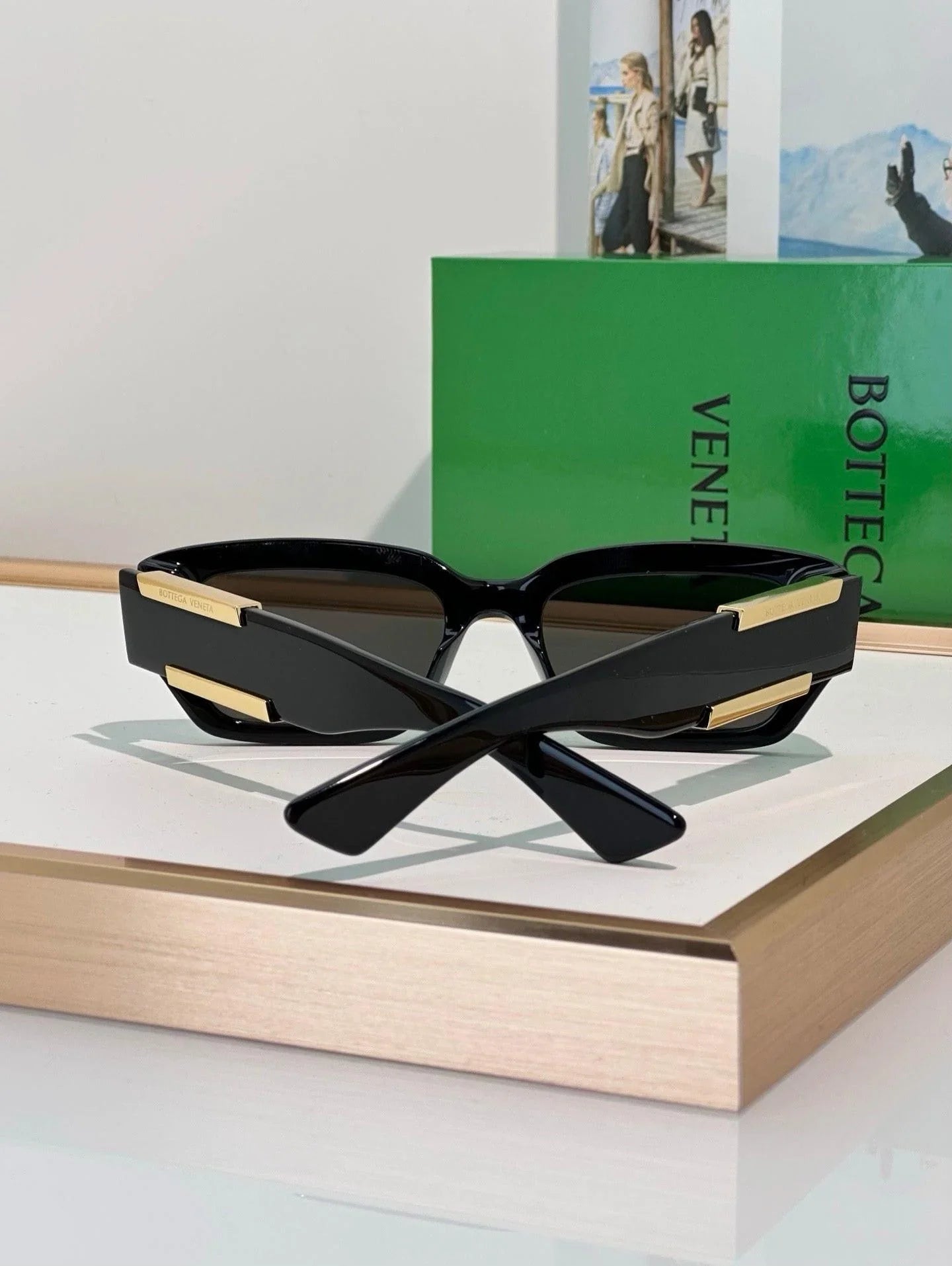 BOTTEGA VENETA BV1406S  Unisex Sunglasses💚
