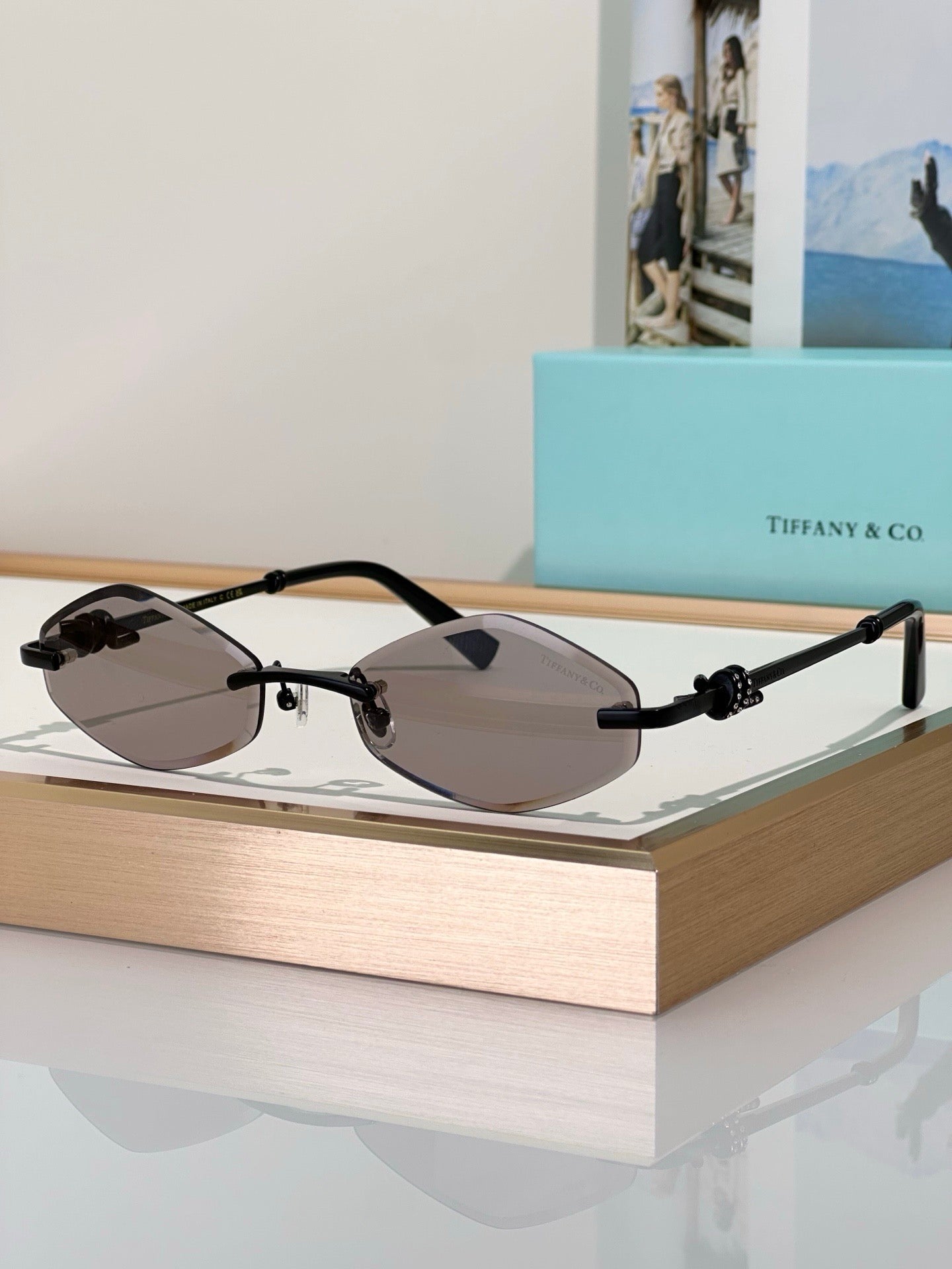 TIFFANY TF2021L Women's Sunglasses ✨