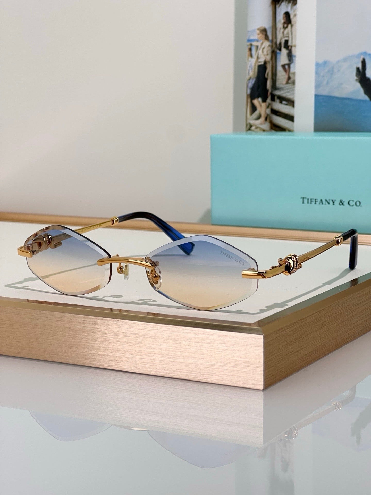 TIFFANY TF2021L Women's Sunglasses ✨