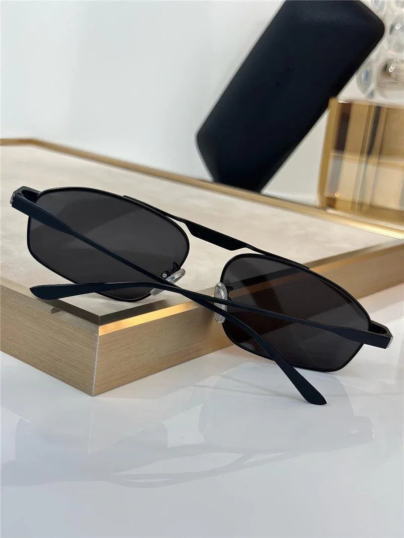BALENCIAGA BB0416S  BB Logo Sunglasses🖤