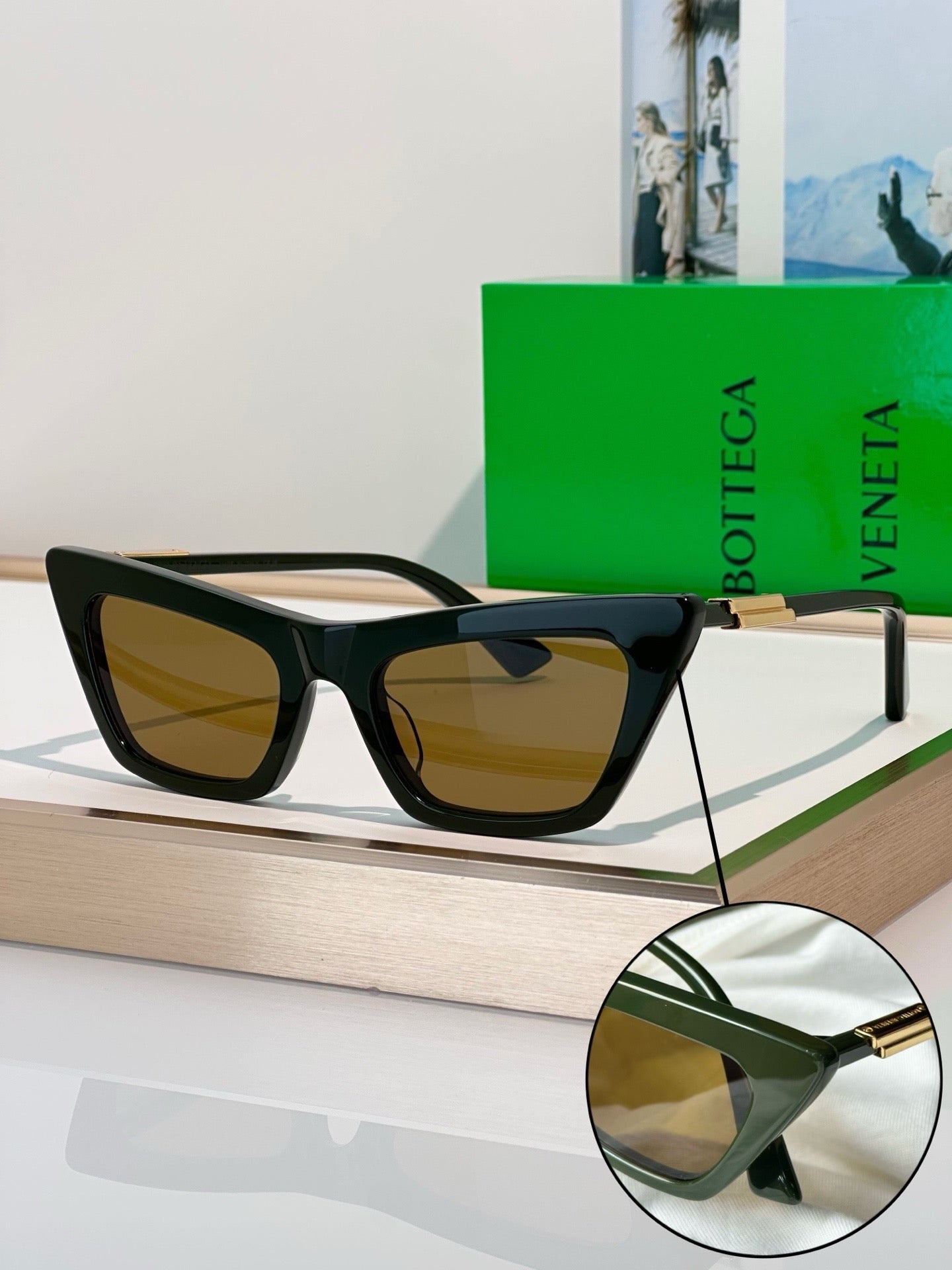 BOTTEGA VENETA BV1446 Snap Ribbon 53MM Cat-Eye Sunglasses 💚