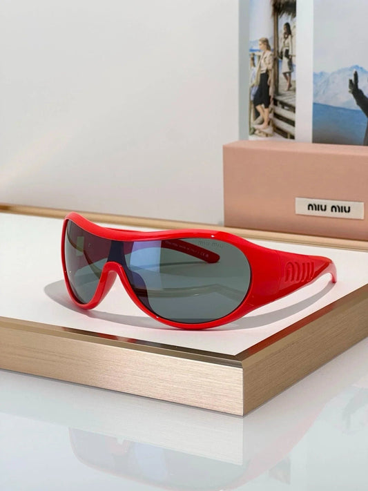 Miu Miu SMUB14 Runway  Women's Sunglasses ✨