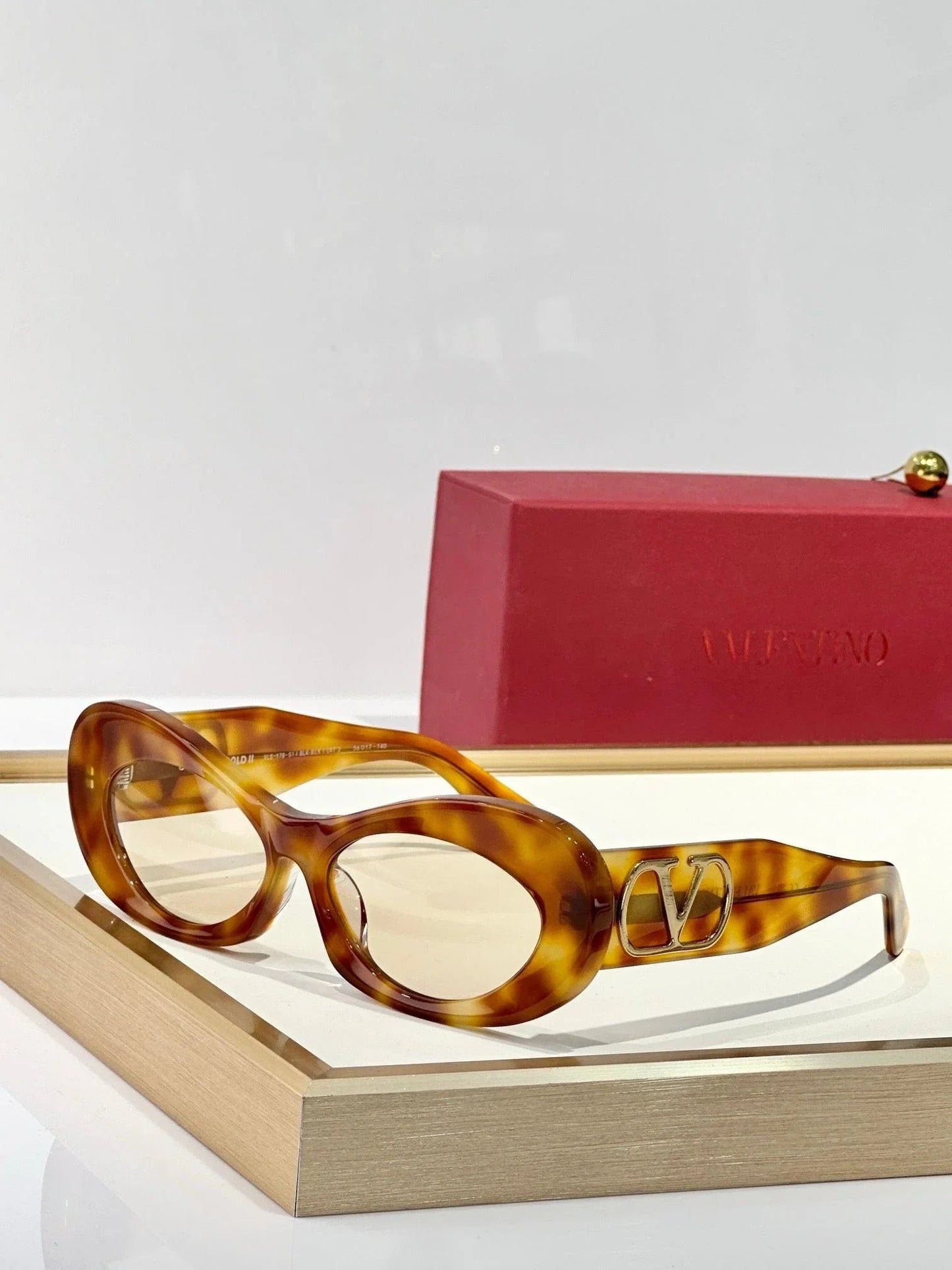 Valentino VLS178 Round Sunglasses✨