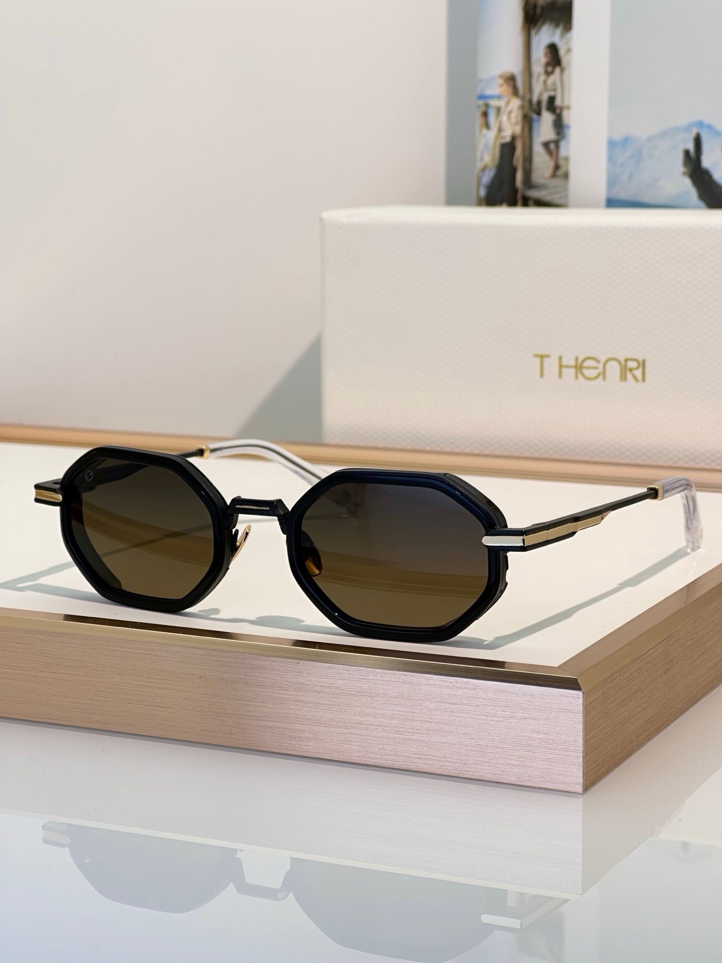 T HENRI SQUADRA Eyewear Frame Sunglasses 👑