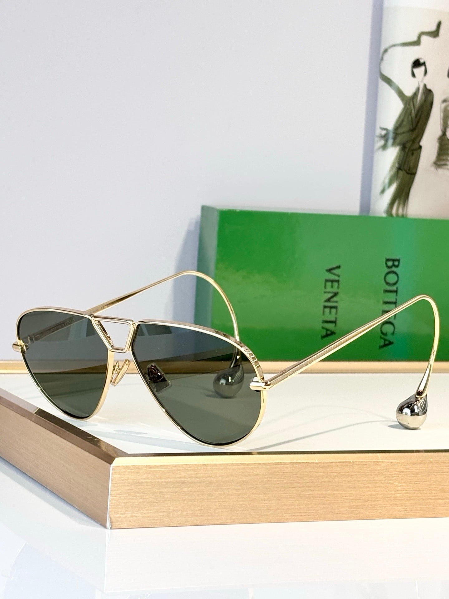 BOTTEGA VENETA BV1437S Sunglasses 💚