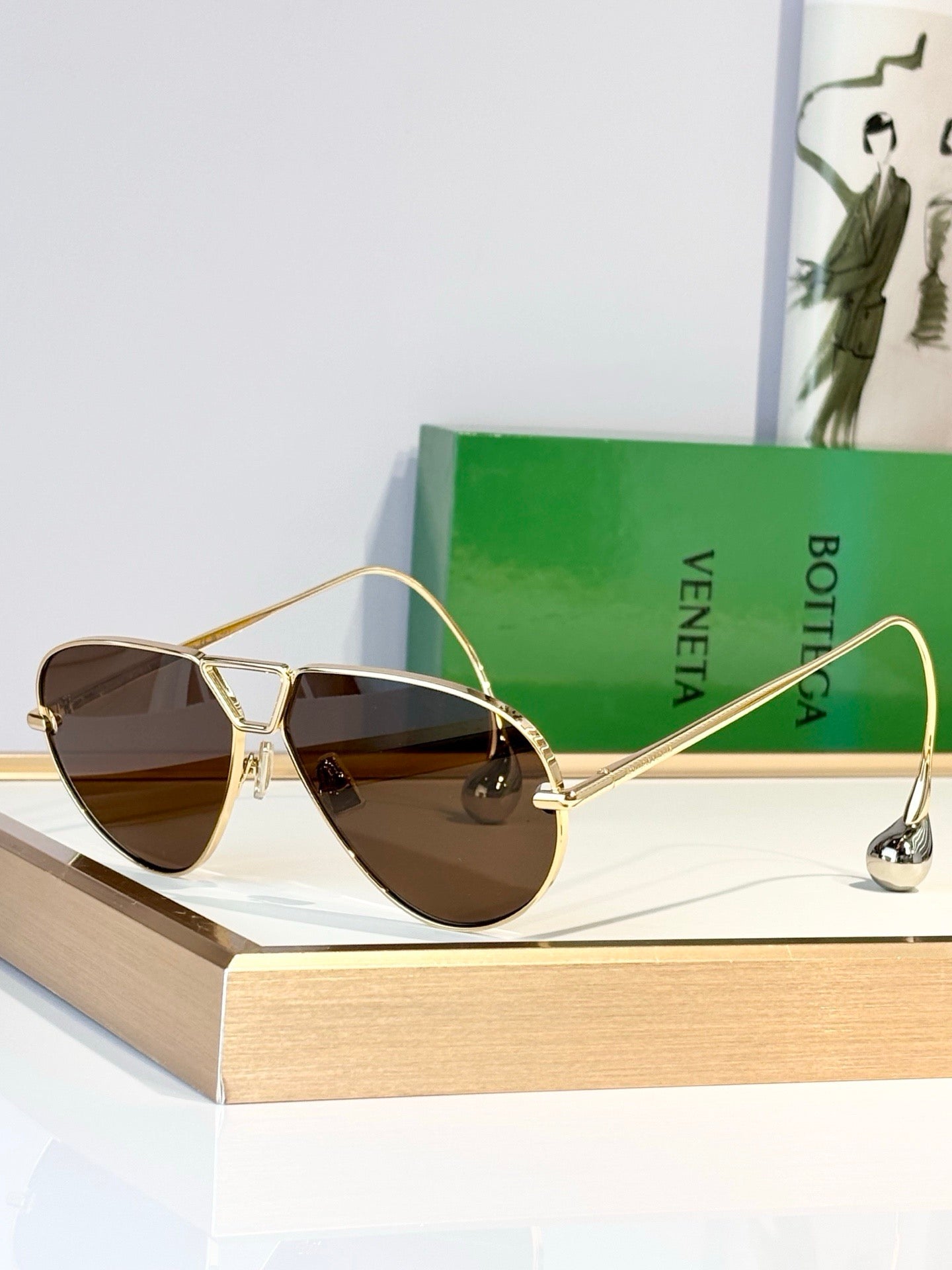 BOTTEGA VENETA BV1437S Sunglasses 💚