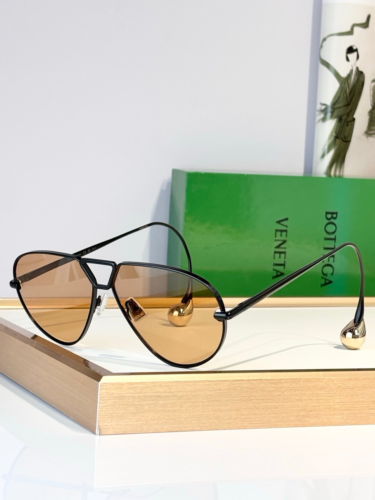 BOTTEGA VENETA BV1437S Sunglasses 💚