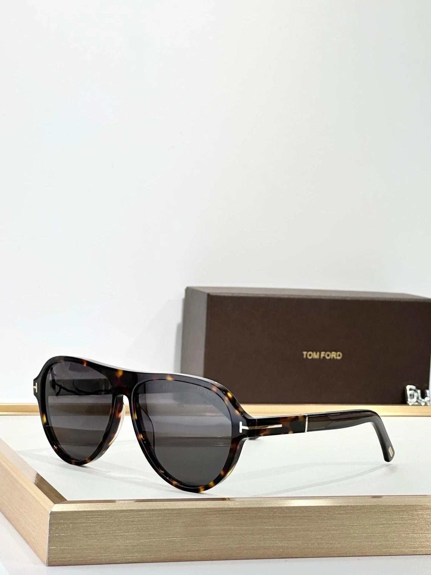 TOM FORD TF1080 PHOTOCHROMATIC QUINCY Sunglasses ✨