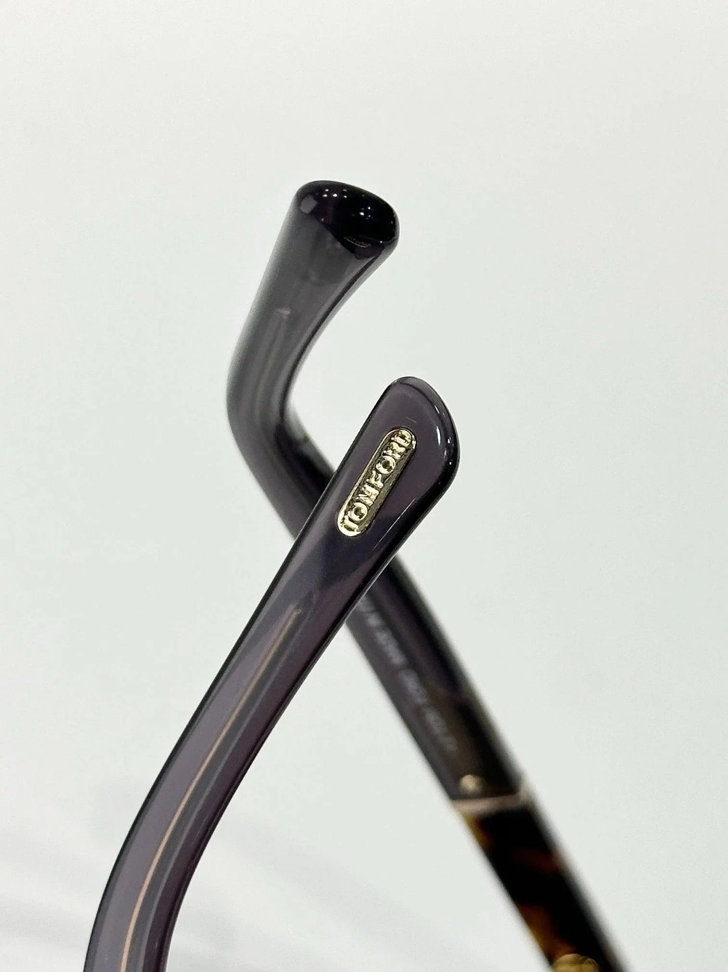 TOM FORD TF1080 PHOTOCHROMATIC QUINCY Sunglasses ✨