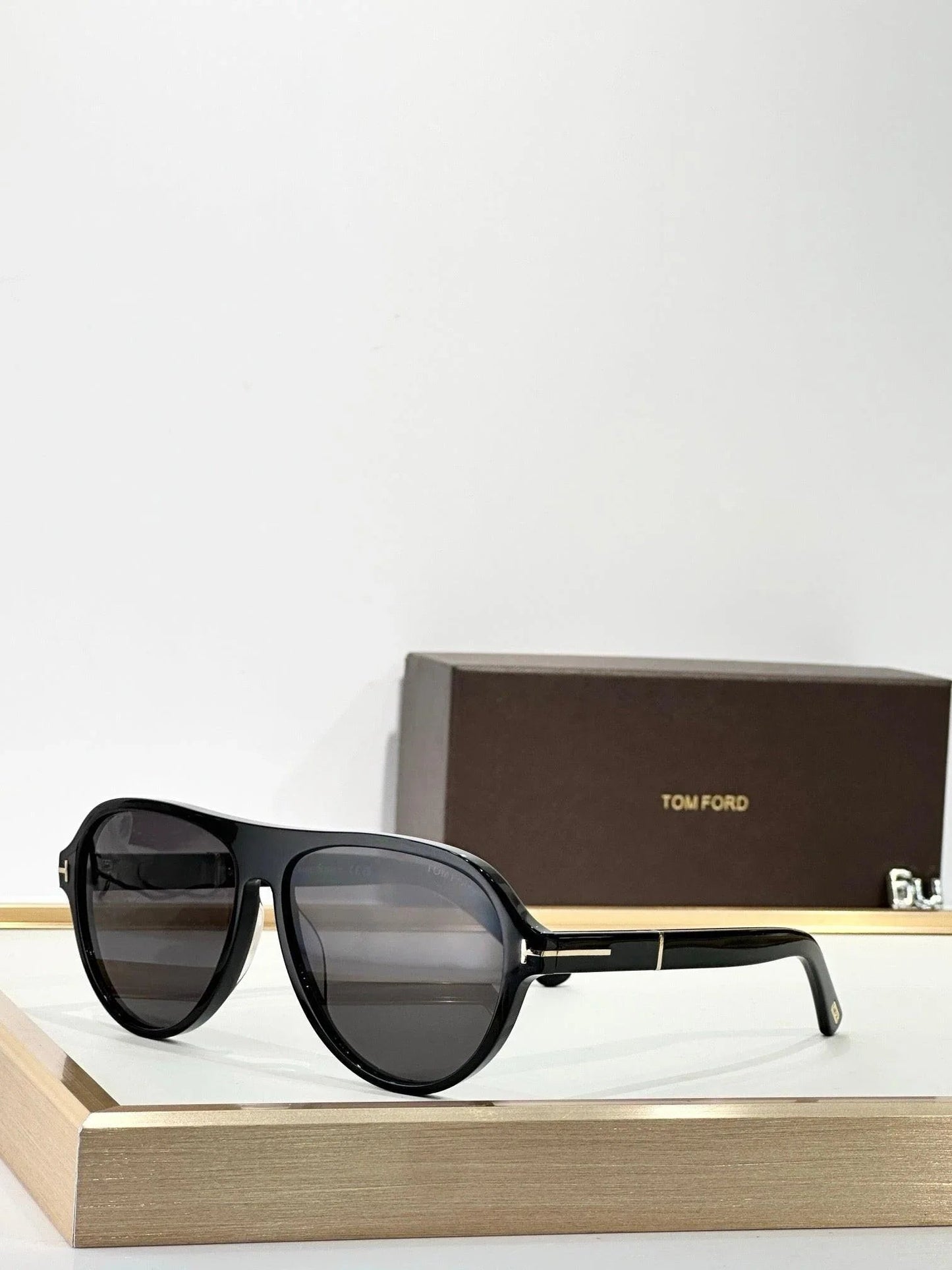 TOM FORD TF1080 PHOTOCHROMATIC QUINCY Sunglasses ✨