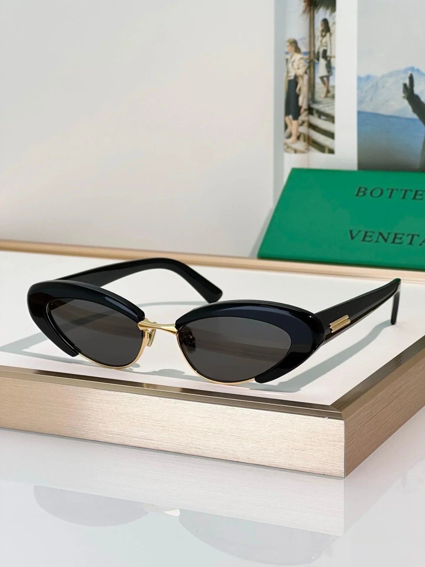 BOTTEGA VENETA BV1387 Women's  Sunglasses💚