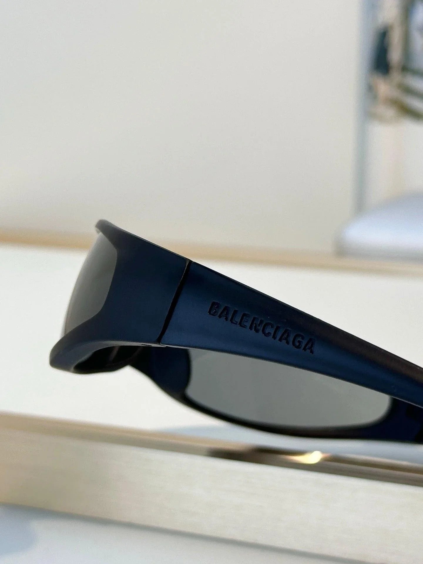 BALENCIAGA   BB0383S-001 - UNISEX PANTOS  Sunglasses🖤