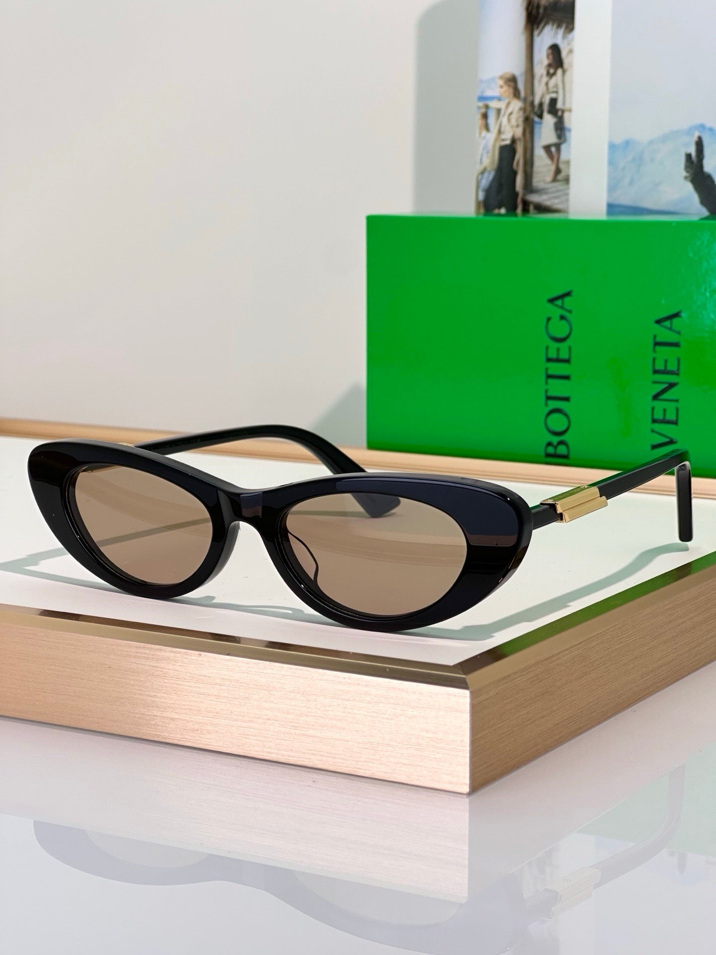 BOTTEGA VENETA BV1447S 001 Sunglasses💚