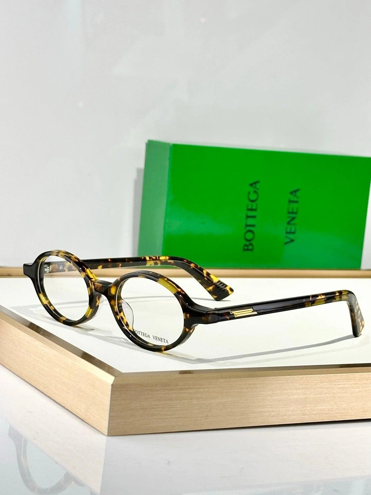 BOTTEGA VENETA BV1388 Sunglasses-Glasses 💚