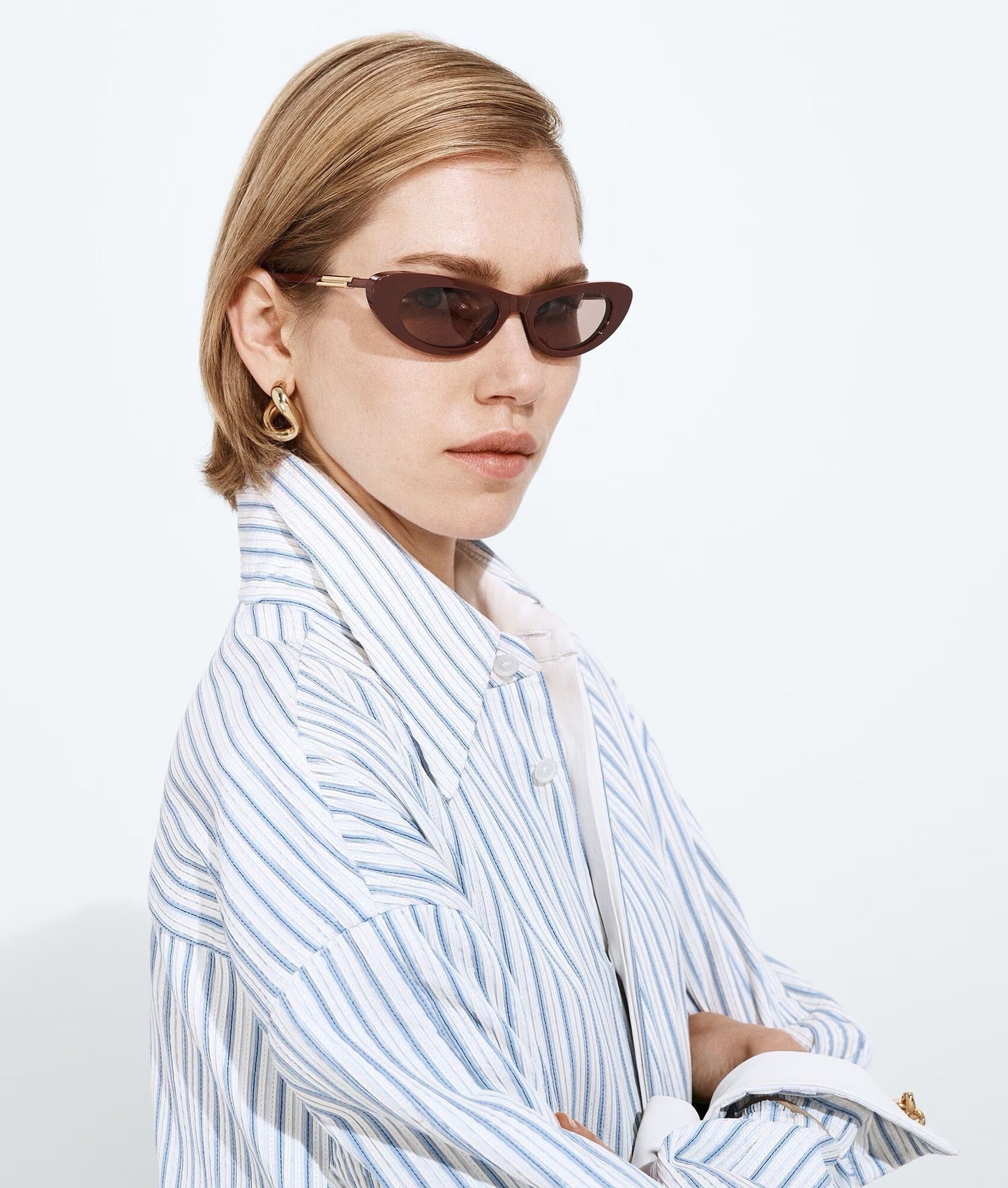 BOTTEGA VENETA BV1447S 001 Sunglasses💚