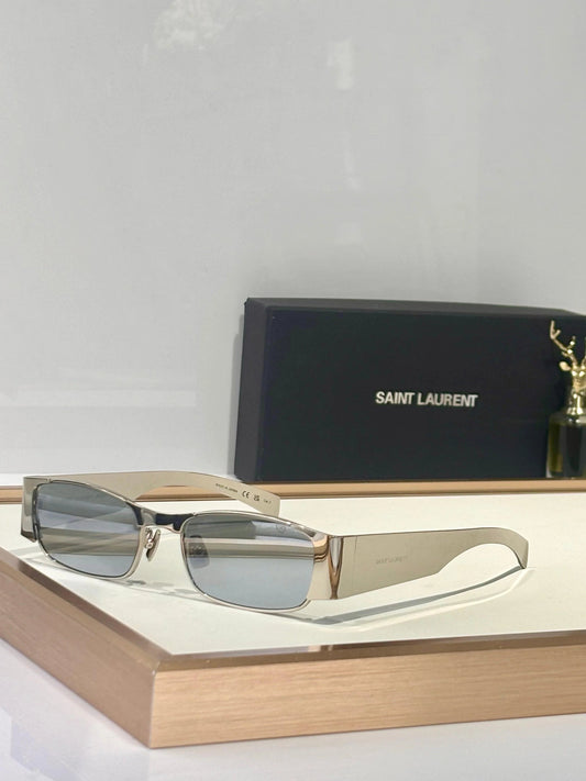 YSL Saint Laurent Women's  SL 738 Sunglasses ✨