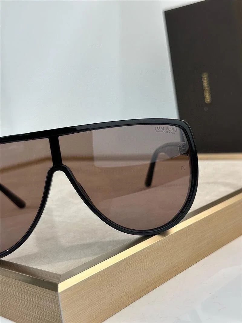 -  TOM FORD PHOTOCHROMATIC ACHILLES Sunglasses 🔱