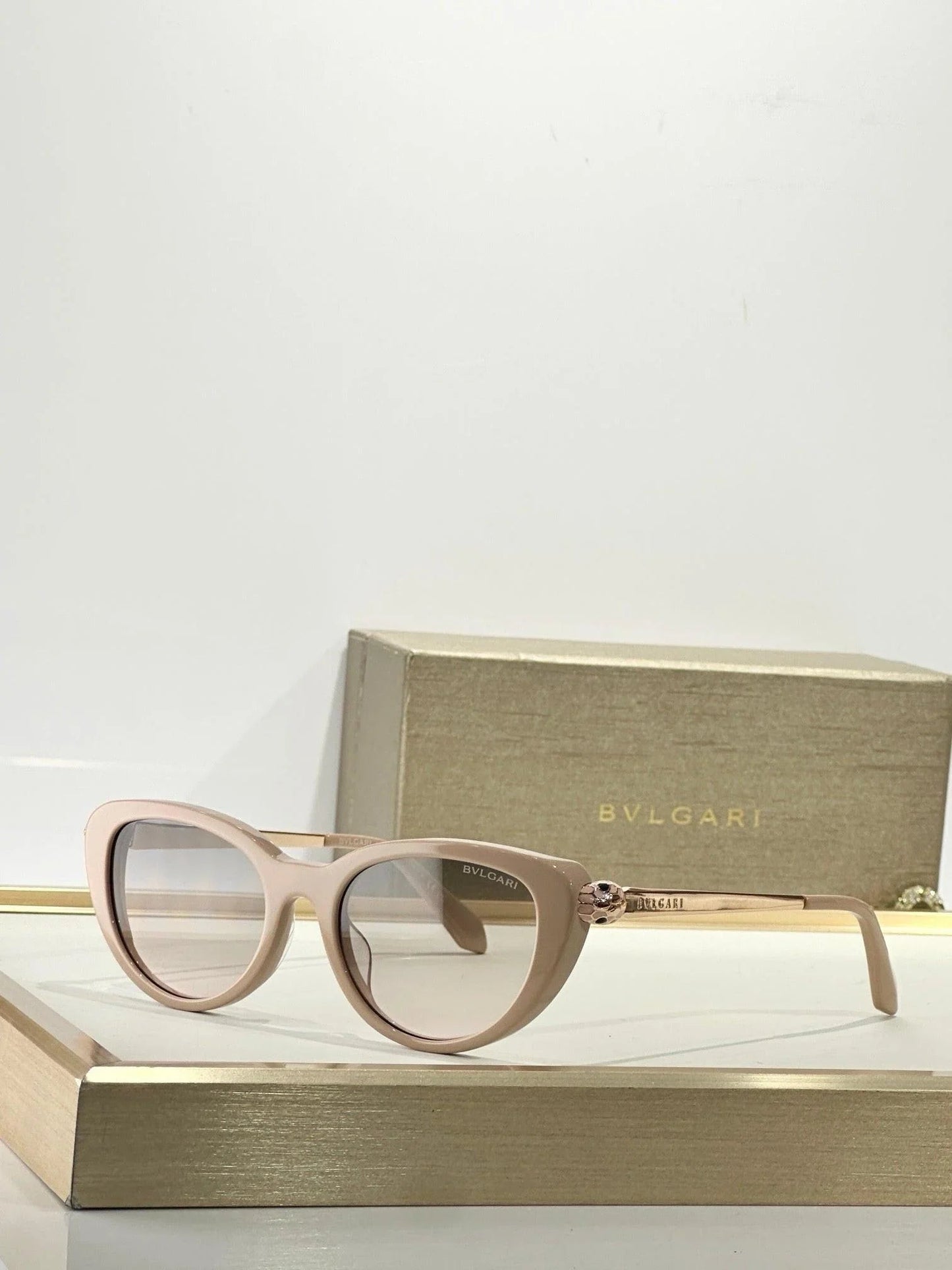 BVLGARI Bvlgari Serpenti Forever BV 40067I Sunglasses ✨