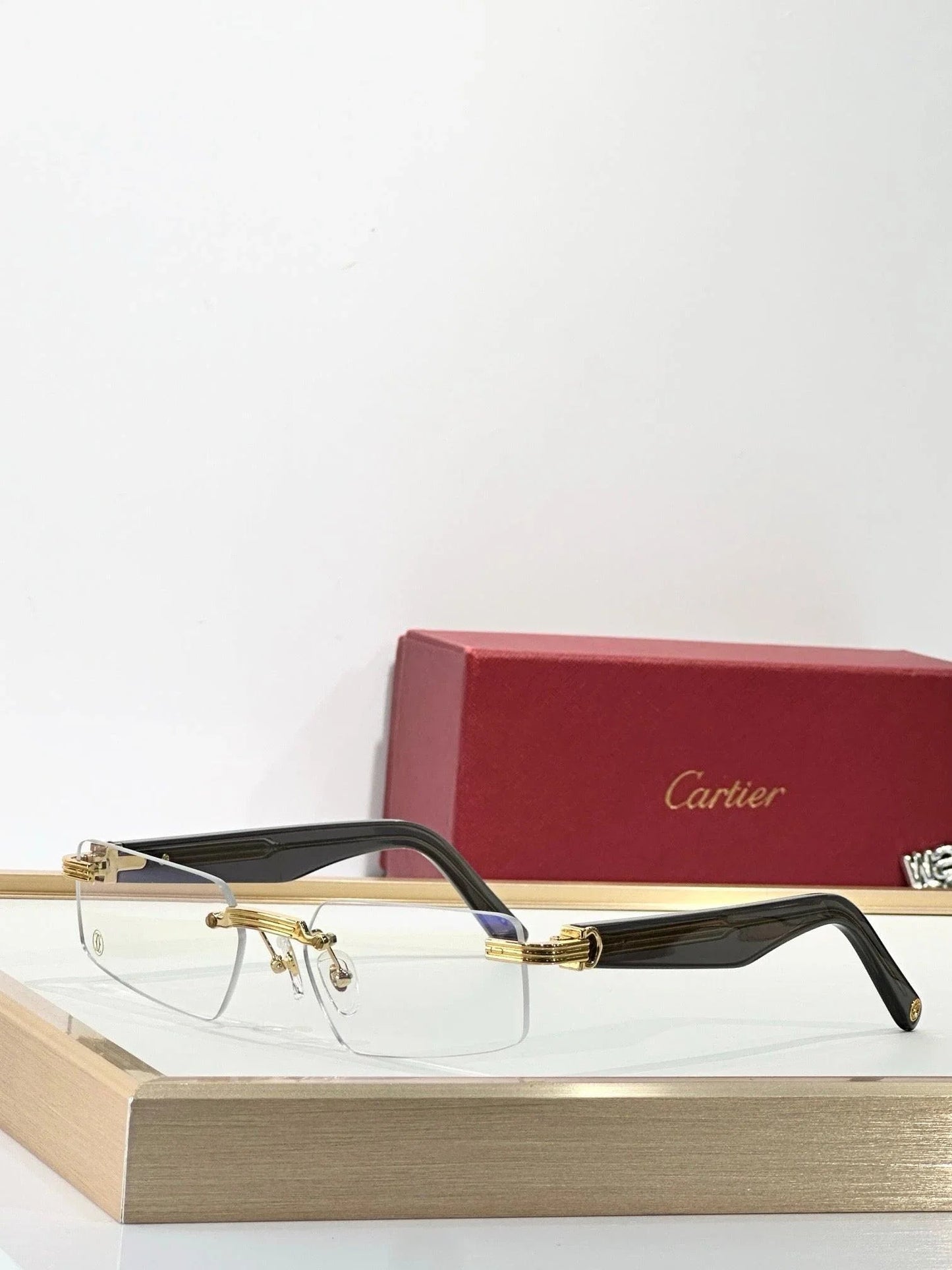 Cartier CT0537S 001 Sunglasses 🐆