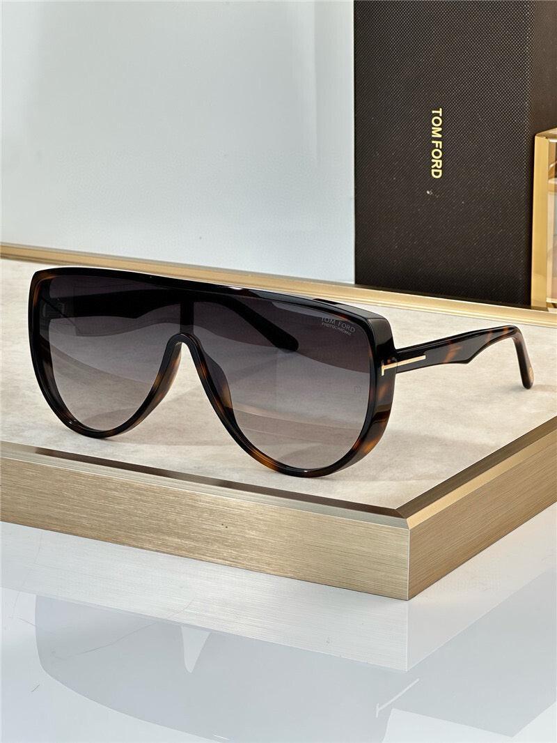 -  TOM FORD PHOTOCHROMATIC ACHILLES Sunglasses 🔱