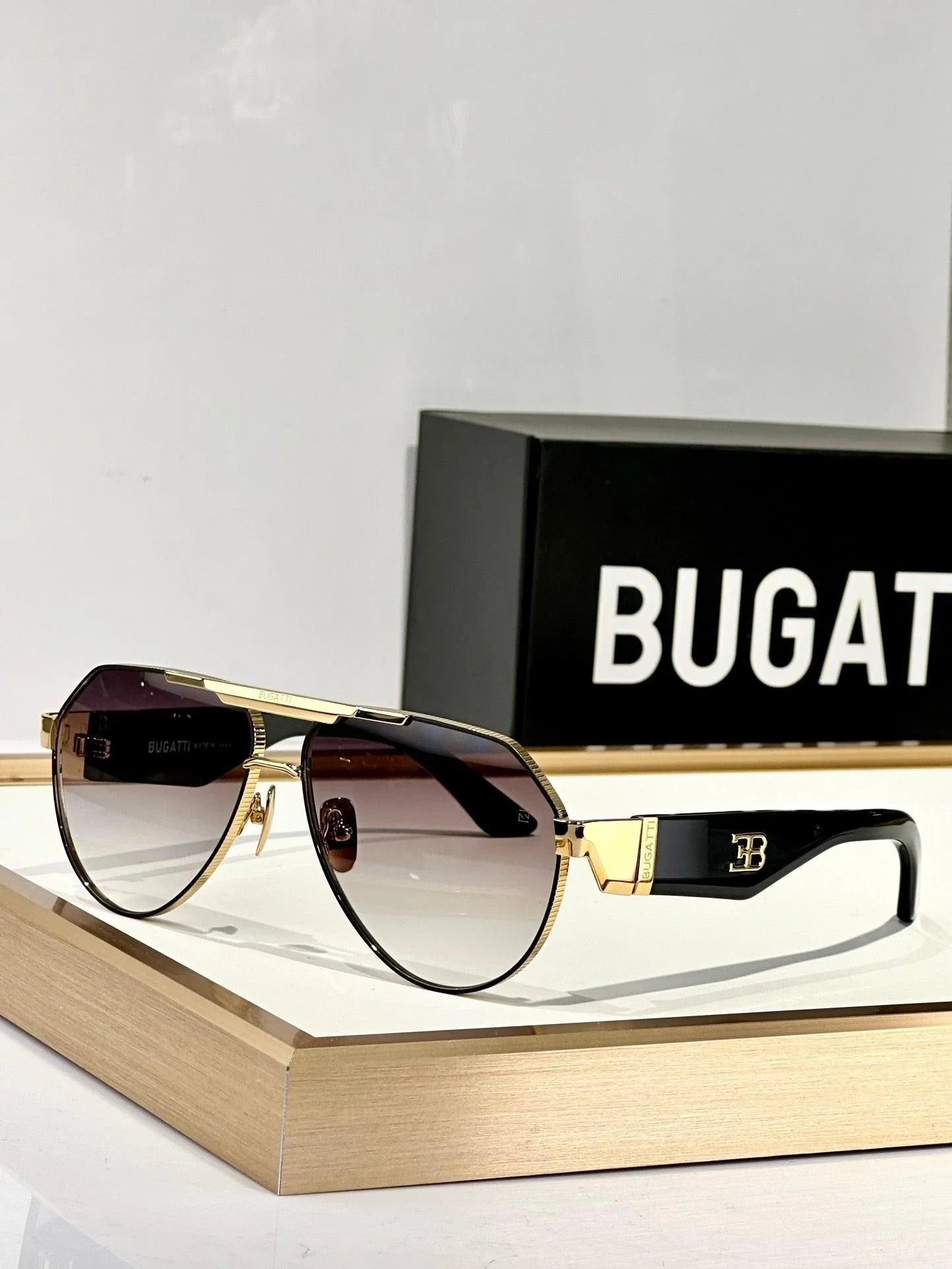 BUGATTI EYEWEAR COLLECTION 18 Sunglasses  🏎️