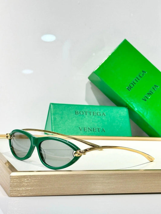 - BOTTEGA VENETA BV1390 Women's Sunglasses💚
