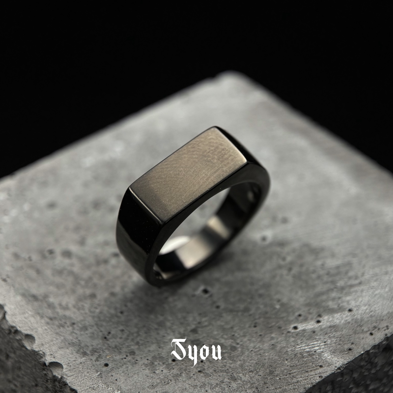 Syou Smooth surface/big head nail titanium steel ring