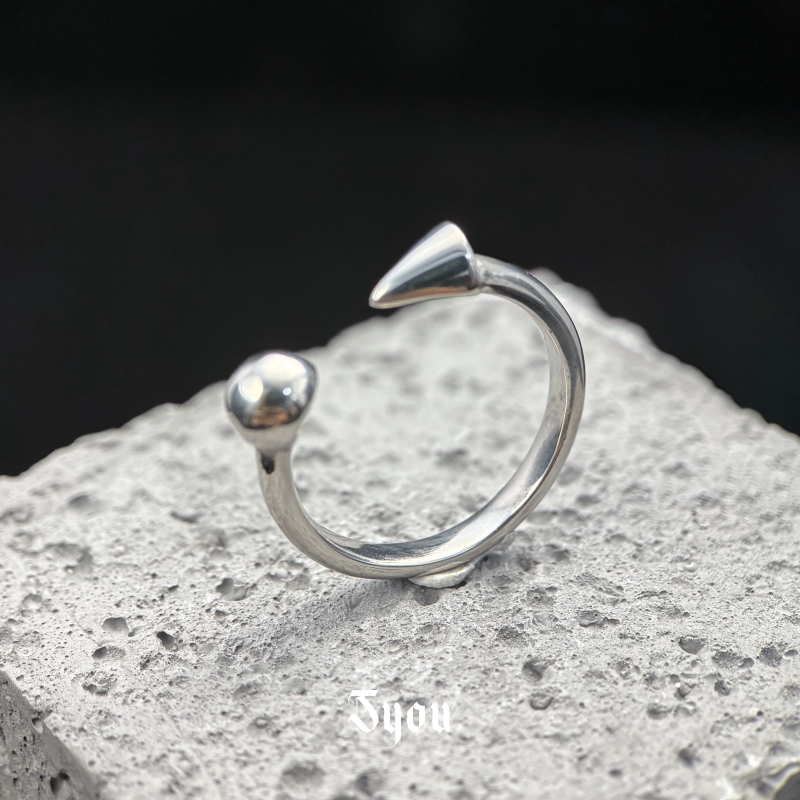 Syou Smooth surface/big head nail titanium steel ring